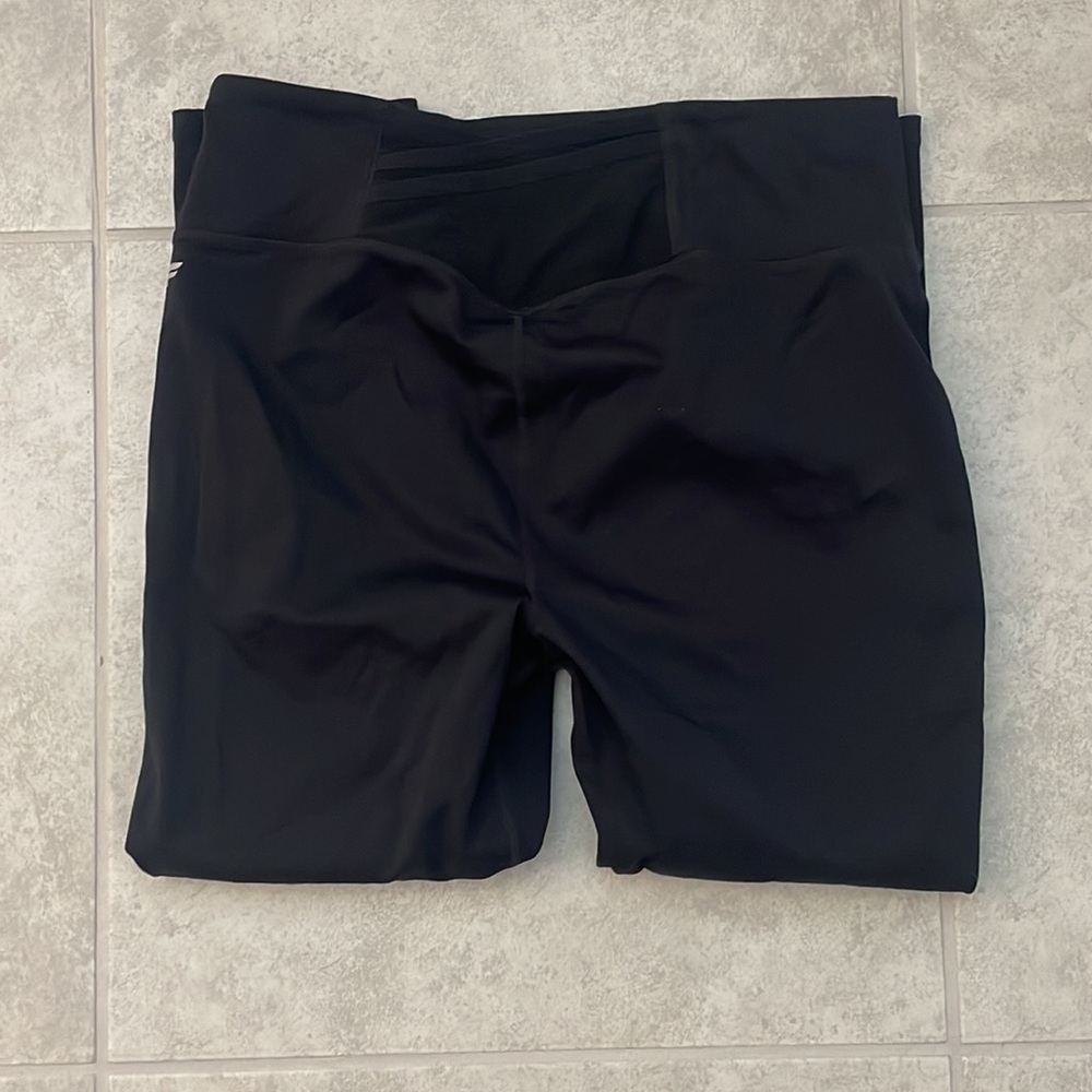 Fabletics Motion 365 Crop Leggings - image 2